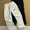 Luxus-Overalls von Patagonia in der Black Collection