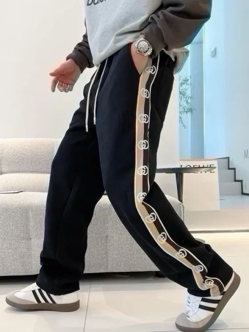 Hochwertige Gucci Jogginghose im schwarzen Stil
