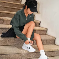Hochwertige Nike Sweatshirts aus schwarzer Baumwolle im sportlichen Stil