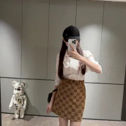 Premium Gucci Kurzrock im Khaki-Jacquard-Stil