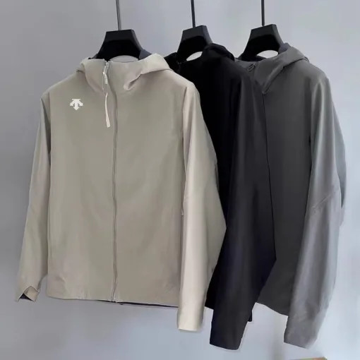 Premium Descente Mantel Schwarz Atmungsaktive Kollektion