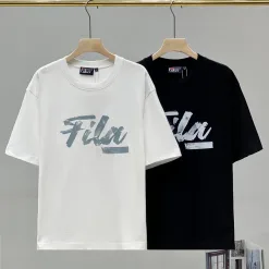 Hochwertige Fila Kurzarm-Kollektion aus schwarzer Baumwolle in klassischer Kollektion