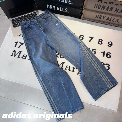 Bestseller Adidas Jeans Blau Baumwolle Classic Luxury