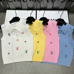 Premium Louis Vuitton Weste im weißen Strick-Stickerei-Stil