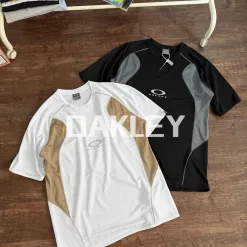 Hochwertige Oakley Kurzarm-Logo-Kollektion in Schwarz
