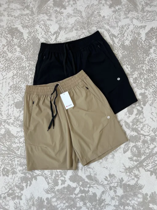 Hochwertige Lululemon Shorts aus schwarzer, atmungsaktiver Nylonkollektion
