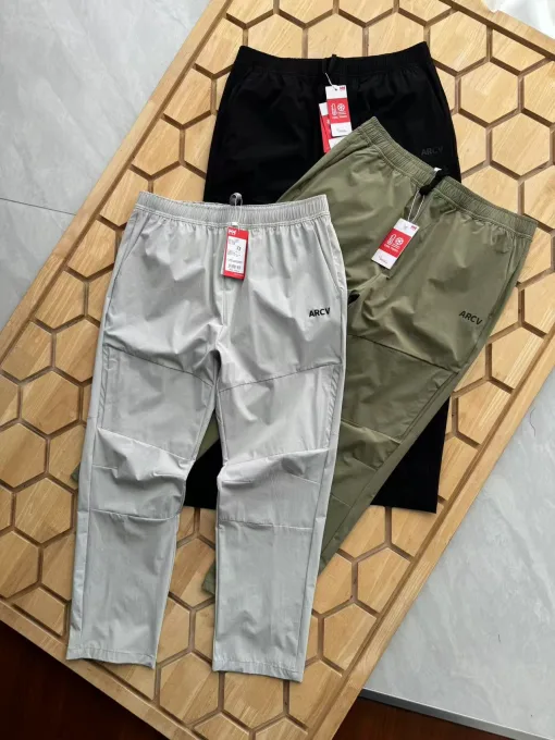 Hochwertige Helly Hansen Hose Black Urban Collection