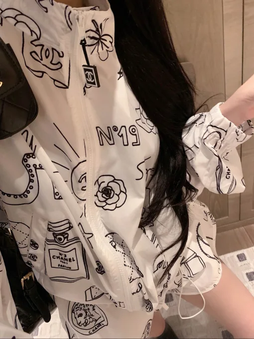 Premium Chanel Shorts Weiß Print Luxus