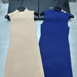 Luxuriöse Balmain Weste im Gold-Strick-Stil