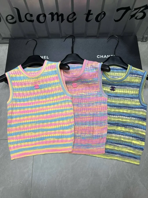 Hochwertige Chanel Weste Strick Streifen Kollektion