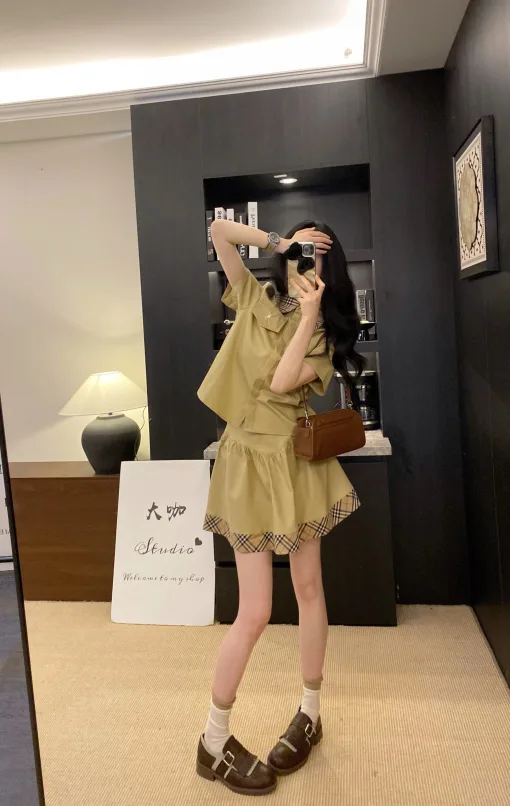 Luxus Burberry Kurzarm-Karo-Stil