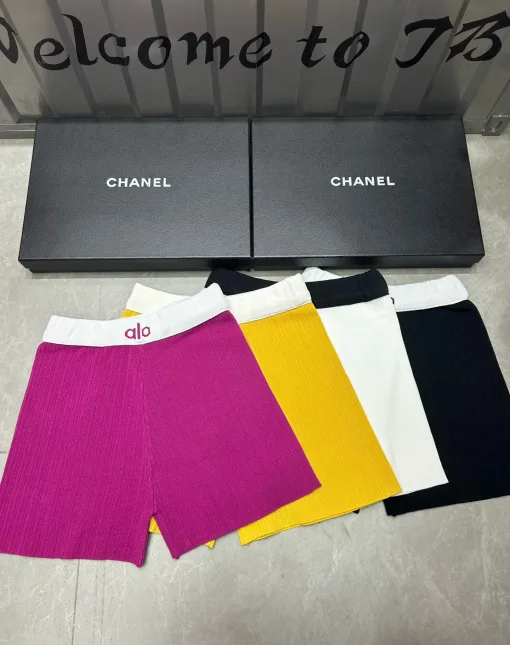 Bestseller Alo Shorts Roter Strick Jacquard Luxus