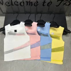 Hochwertige Chanel Weste Weiß Strick Kollektion