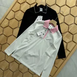 Hochwertiges Descente-Langarmshirt im weißen Stil