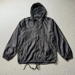 Luxus-Jacken von Balenciaga aus schwarzer Nylon-Jacquard-Kollektion