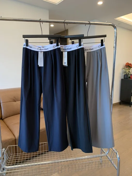 Bestseller Calvin Klein Wide-Leg-Hose Navy Kollektion