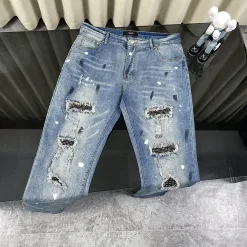 Hochwertige Ami-Hose im Denim-Patchwork-Stil