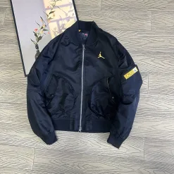 Hochwertige Jordan Mäntel Schwarzes Logo Luxus