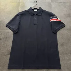Hochwertiges Moncler Poloshirt aus weißer Baumwolle mit Logo-Kollektion