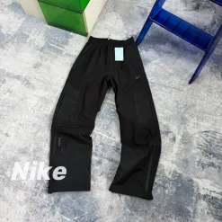 Premium Nike Casual Hose Schwarz Nylon Solid Style