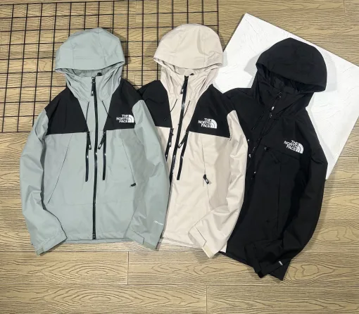Premium Qualität The North Face Mäntel Schwarz Bestickte Kollektion