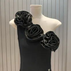 Chanel Weste in Premiumqualität, schwarzer Strick, Luxus