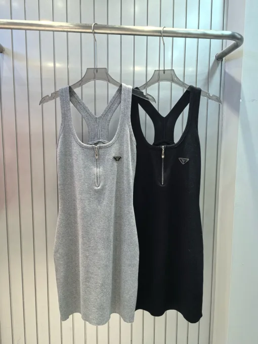 Premium Prada Weste in Schwarz mit Logo-Strick