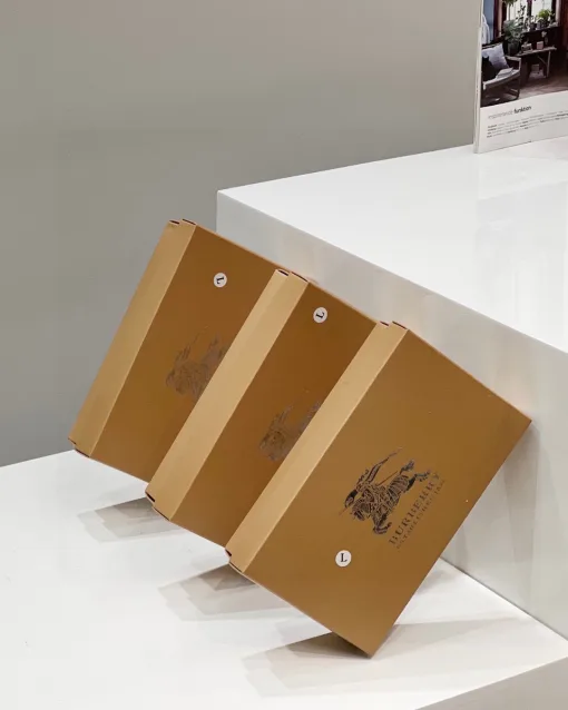 Hochwertige Burberry-Unterwäsche aus Baumwolle im klassischen Stil