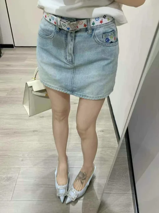 Luxus Louis Vuitton Kurzrock Weiß Denim Bestickte Kollektion