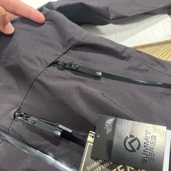 Hochwertige Daunenjacken von The North Face in Schwarz im Oversize-Stil