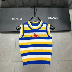Luxuriöse Strickweste aus der bestickten Vivienne Westwood-Kollektion
