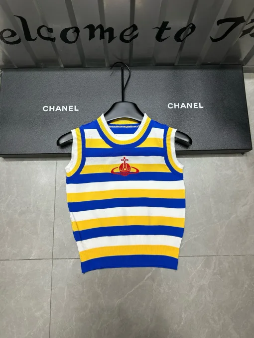 Luxuriöse Strickweste aus der bestickten Vivienne Westwood-Kollektion