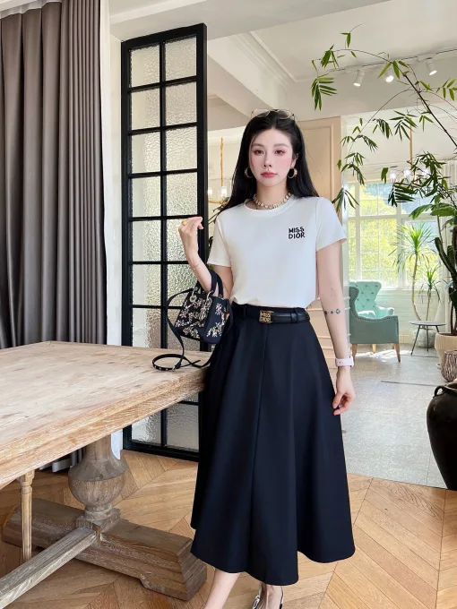 Hochwertiger Dior Rock Schwarz Bestickte Kollektion