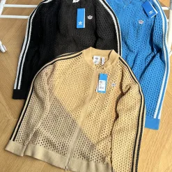 Bestseller Adidas Pullover Blau Strick Bestickt Luxus