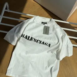 Bestseller Balenciaga Kurzarm Weiß Logo Style