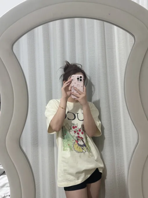 Luxus Gucci Kurzarm Beige Print Style