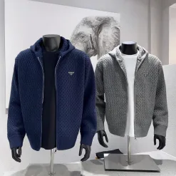 Hochwertige Prada Jacken Schwarze Leder Stickerei Luxus