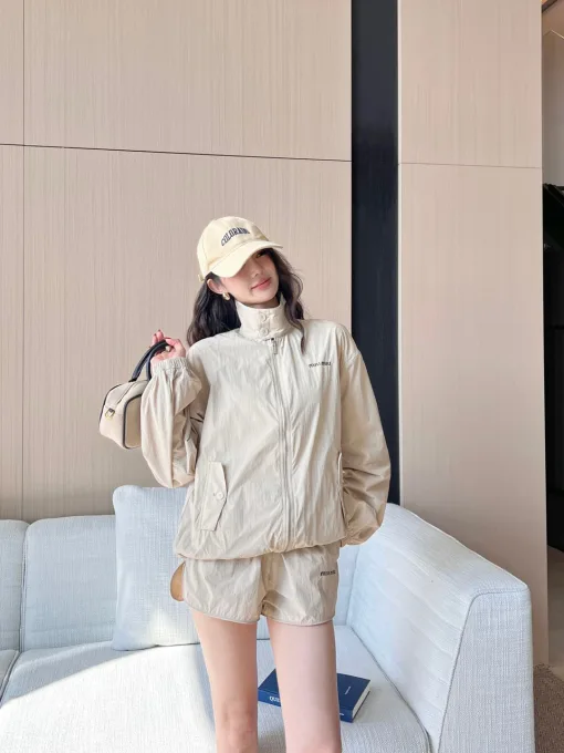 Premium Qualität Miu Miu Shorts Lila Bestickt Luxus