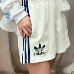 Hochwertiges Adidas Shirt Blau Atmungsaktive Kollektion
