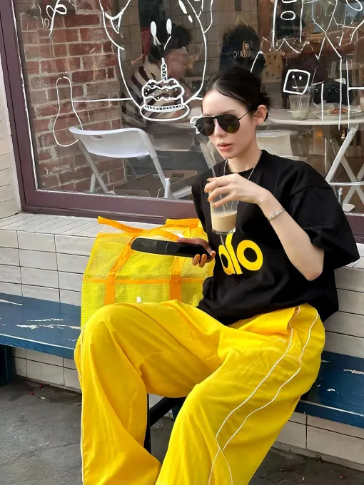 Premium Alo Kurzarm Gelb Stil