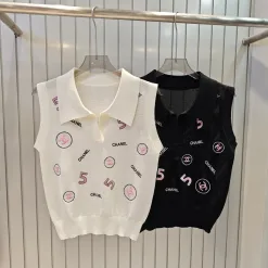 Chanel Weste in Premiumqualität, weißer Strick, bestickt, Luxus