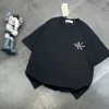 Bestseller: Calvin Klein Kurzarm-Kollektion aus schwarzer Baumwolle mit Stickerei