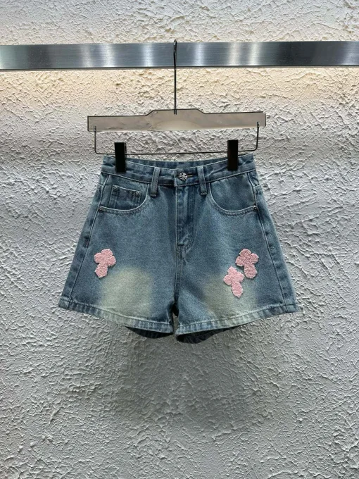 Luxuriöse Chrome Hearts Shorts, bestickter Blue Denim-Stil