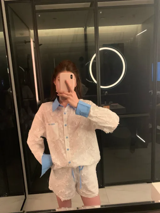 Hochwertige Miu Miu Shorts Weiße Stickerei Luxus