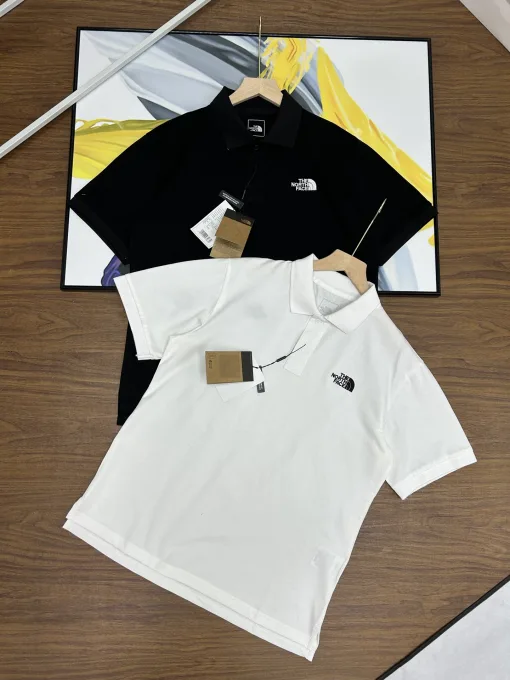 Bestseller The North Face Kurzarm-T-Shirts Schwarz Baumwolle Bestickt Luxus