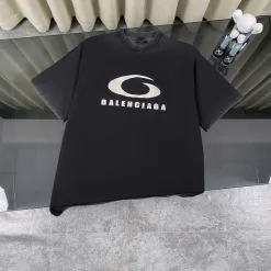 Meistverkaufte Balenciaga Kurzarm Schwarz Baumwolle Klassisch Luxus