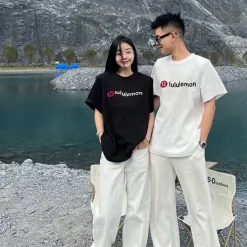 Premiumqualität Lululemon Kurzarm-Kollektion aus roter Baumwolle