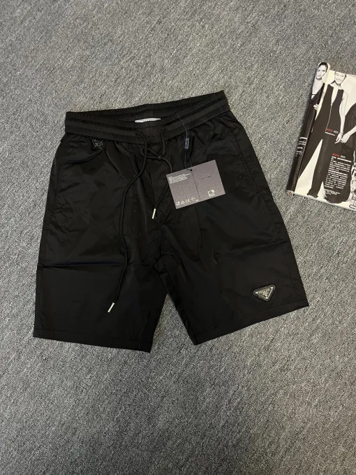 Hochwertige Prada Shorts Casual Kollektion