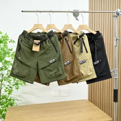 Hochwertiges Patagonia T-Shirt Khaki Nylon Minimalist Style