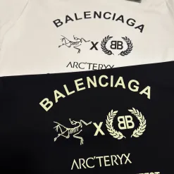 Hochwertige Balenciaga Kurzarm Schwarz Baumwolle Chic Kollektion